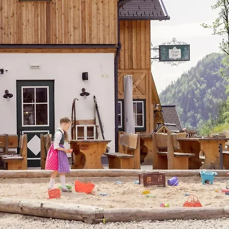 In With Sauna * Grundlsee